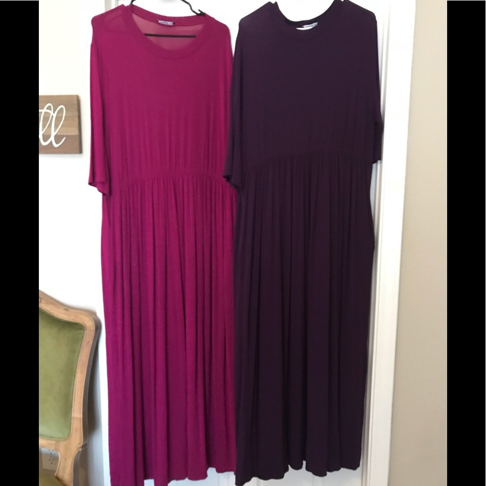 ****Purple**** Maxi Dress w/ 3/4 Sleeves